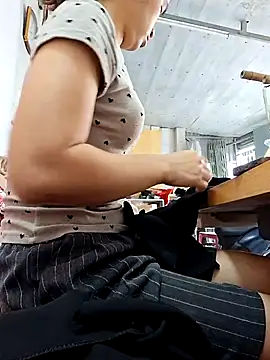 irina hana online show from October 27, 1:20 am