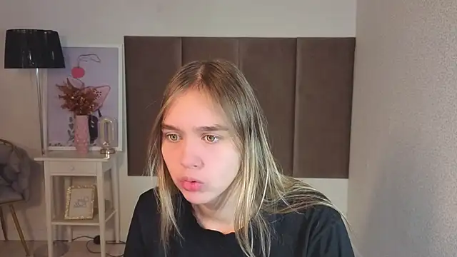 Snapshot of Vel1ka chatting on December 1, 4:39 am Vel1ka online show from December 1, 4:39 am