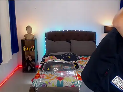 XExtraServiceManX online show from November 20, 2:17 pm