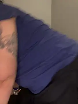 dieseldame1313 online show from November 12, 1:17 am