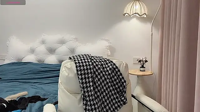 Snapshot of bao-bao- chatting on November 1, 3:58 pm bao-bao- online show from November 1, 3:58 pm