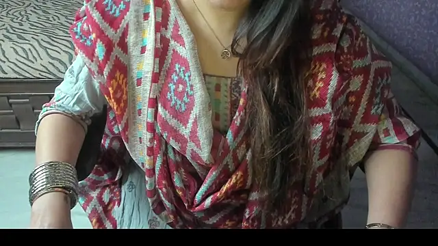 ShylaGill online show from November 26, 10:16 am