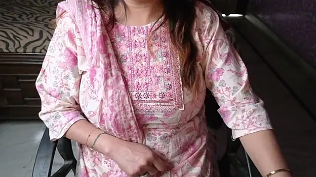 ShylaGill online show from February 1, 9:52 am