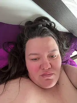 SunnyLeila2101 online show from May 12, 5:37 am