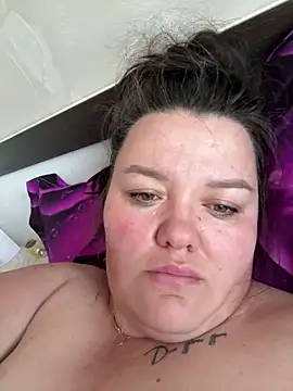 SunnyLeila2101 online show from May 15, 3:35 am