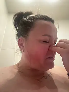 SunnyLeila2101 online show from May 24, 2:16 am