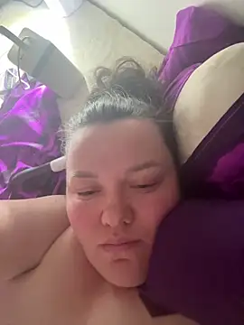 SunnyLeila2101 online show from May 25, 8:26 pm