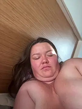 SunnyLeila2101 online show from June 28, 3:34 am