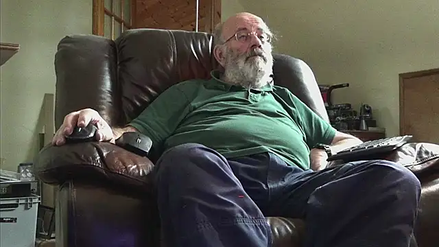 janzer13 online show from February 6, 2:09 pm