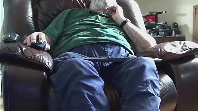 janzer13 online show from March 27, 2:39 pm