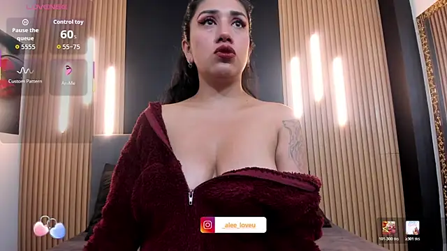 Snapshot of MihaCarther chatting on February 27, 3:17 am MihaCarther online show from February 27, 3:17 am