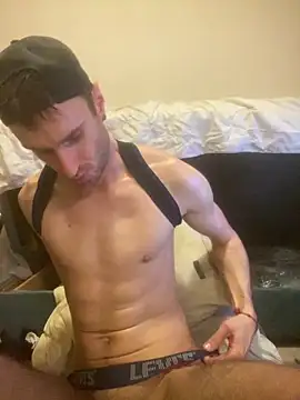 sexbooy27 online show from May 18, 8:03 pm