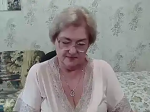 Renata62011 online show from October 12, 10:36 am