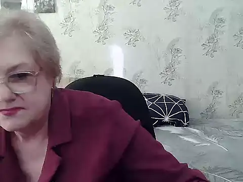 Renata62011 online show from March 18, 12:41 pm