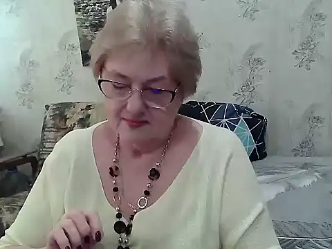 Renata62011 online show from June 5, 11:16 am