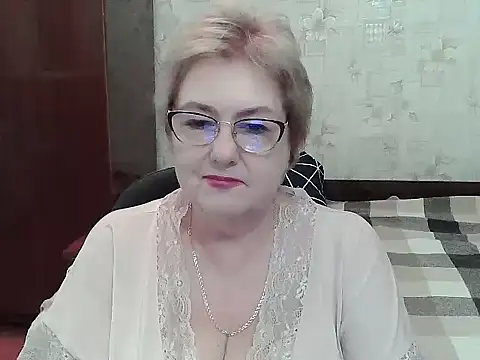Renata62011 online show from July 26, 12:34 pm