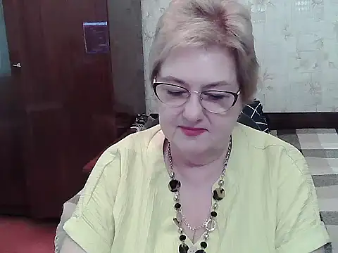 Renata62011 online show from July 27, 12:12 pm