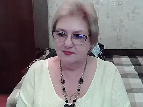 Renata62011 online show from July 30, 3:22 pm