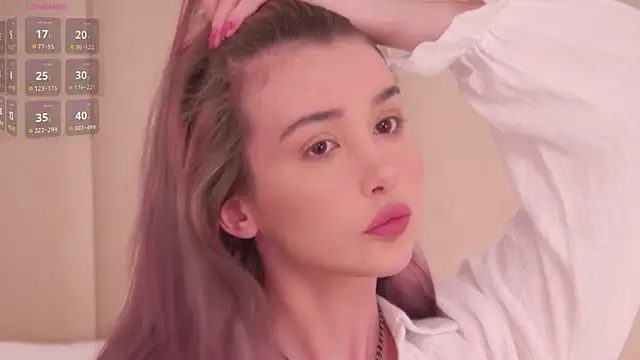 Nesolla online show from November 28, 6:10 pm