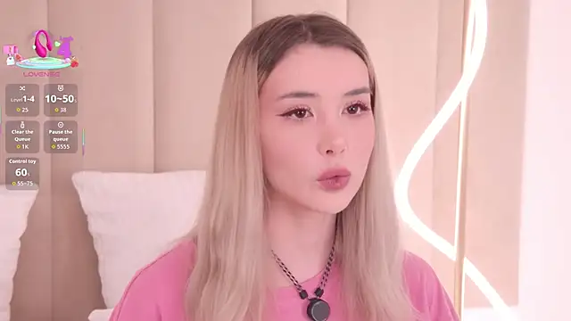 Nesolla online show from February 1, 6:28 pm