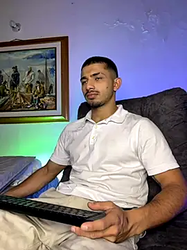 Snapshot of ArturoCardona_ chatting on November 5, 11:43 am ArturoCardona online show from November 5, 11:43 am