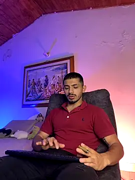 Snapshot of ArturoCardona_ chatting on November 12, 1:11 pm ArturoCardona online show from November 12, 1:11 pm