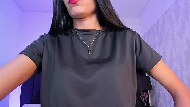 kaylaadams7 online show from December 4, 11:30 am