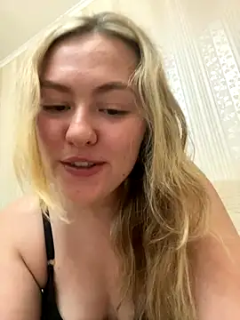 SunshineEmma online show from September 24, 9:40 pm