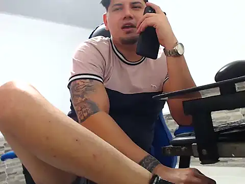 Snapshot of mister_cum1999 chatting on March 6, 3:03 am mister cum1999 online show from March 6, 3:03 am