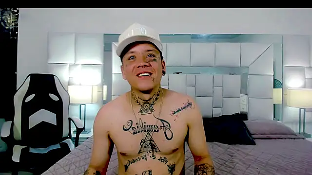 Dangerous couple  online show from September 16, 7:04 pm