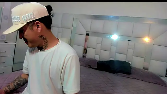 Dangerous couple  online show from October 15, 6:52 pm