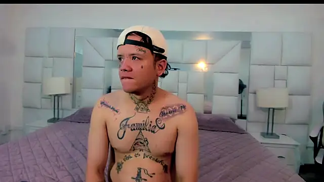 Dangerous couple  online show from October 17, 8:11 pm