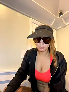 Lilamelon online show from September 29, 1:44 am