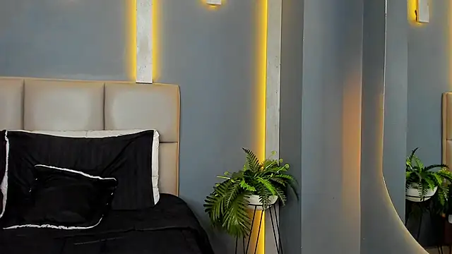 VenusBlazer online show from September 15, 11:10 am