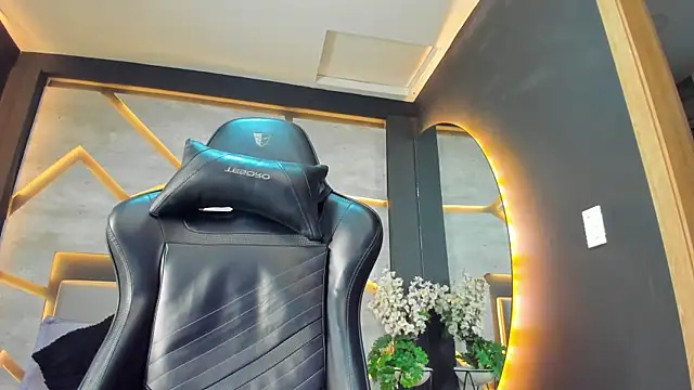 VenusBlazer online show from October 17, 11:13 am