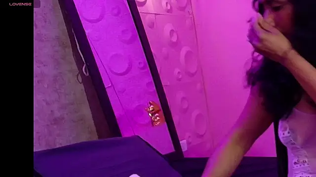 Vanessa 7  online show from October 19, 9:59 pm