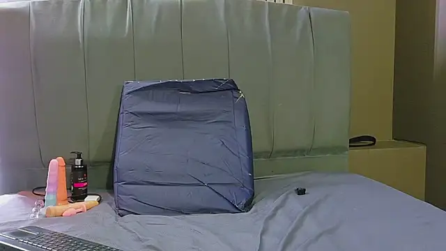 Vanessa 7  online show from June 11, 2:53 am