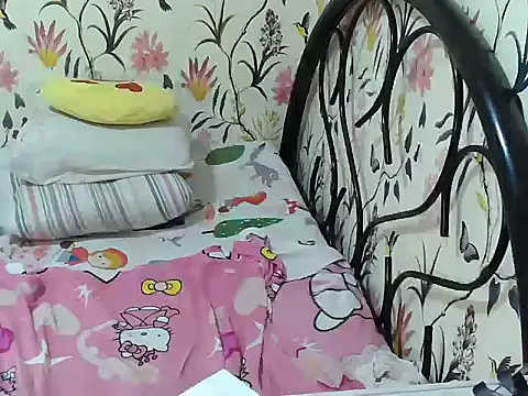 Snapshot of Fantasy_Hugetits31 chatting on December 16, 6:40 am Fantasy Hugetits31 online show from December 16, 6:40 am