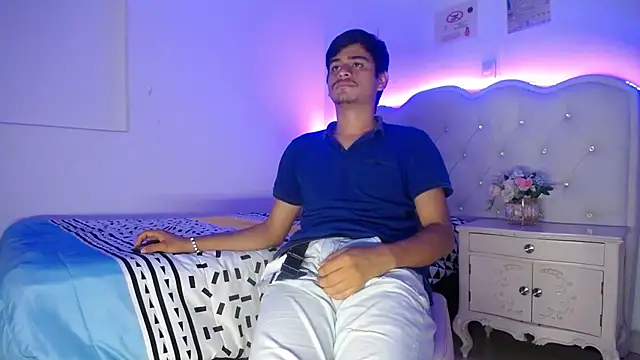 Charlie Cock  online show from October 7, 6:10 am