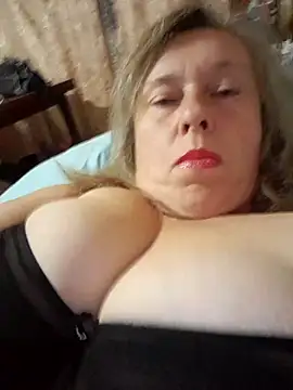 Catherine372311 online show from November 6, 7:15 pm