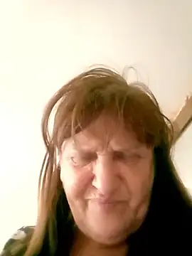 Snapshot of Apeesynka5521 chatting on September 10, 8:14 am Apeesynka5521 online show from September 10, 8:14 am