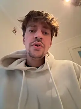 Snapshot of hottest23 chatting on November 30, 1:15 pm hottest23 online show from November 30, 1:15 pm