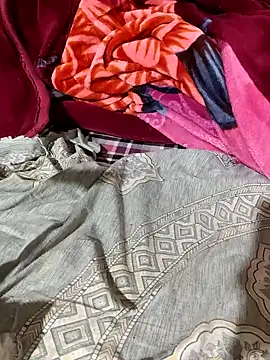 Snapshot of POOJACOUPLE chatting on January 31, 11:36 pm POOJACOUPLE online show from January 31, 11:36 pm