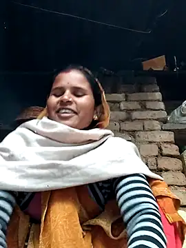 Sanjna cuty online show from December 14, 2:50 am