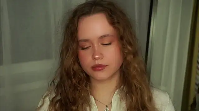 Snapshot of SusannaScholler chatting on September 28, 6:13 pm SusannaScholler online show from September 28, 6:13 pm