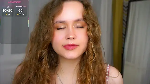 Snapshot of SusannaScholler chatting on October 30, 6:41 pm SusannaScholler online show from October 30, 6:41 pm