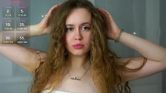 Snapshot of SusannaScholler chatting on December 2, 9:32 pm SusannaScholler online show from December 2, 9:32 pm