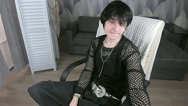 Noah Hilles online show from September 10, 1:44 pm
