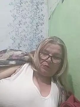 Snapshot of MargaritaSweet51 chatting on April 13, 11:32 pm MargaritaSweet51 online show from April 13, 11:32 pm
