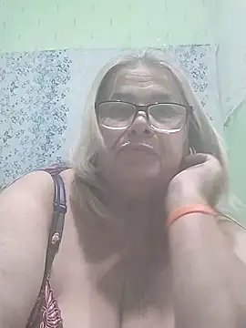 Snapshot of MargaritaSweet51 chatting on May 7, 10:48 pm MargaritaSweet51 online show from May 7, 10:48 pm